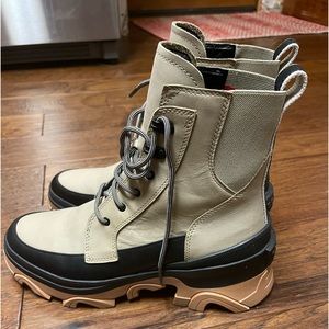 Sorel Brex lace boot
